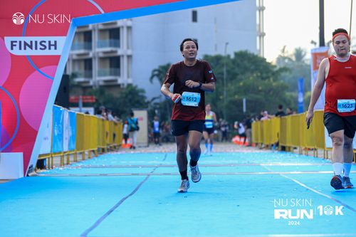 Race photo from Nu Skin Run 10K