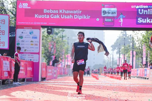 Race photo from Smartfren Run 2025 