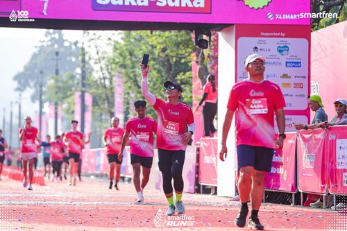 Race photo from Smartfren Run 2025 
