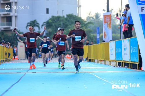 Race photo from Nu Skin Run 10K