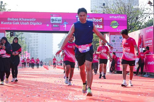 Race photo from Smartfren Run 2025 