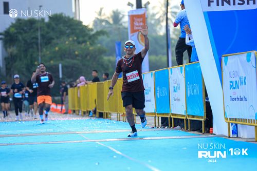 Race photo from Nu Skin Run 10K