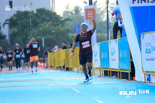Race photo from Nu Skin Run 10K