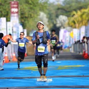 Race photo from BOGORUN 2026