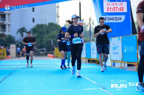 Race photo from Nu Skin Run 10K