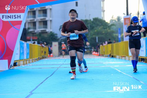 Race photo from Nu Skin Run 10K