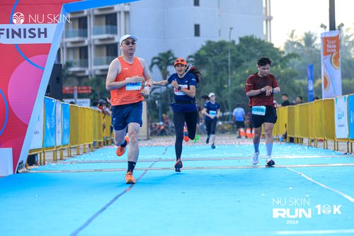 Race photo from Nu Skin Run 10K