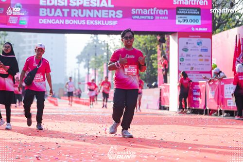 Race photo from Smartfren Run 2025 