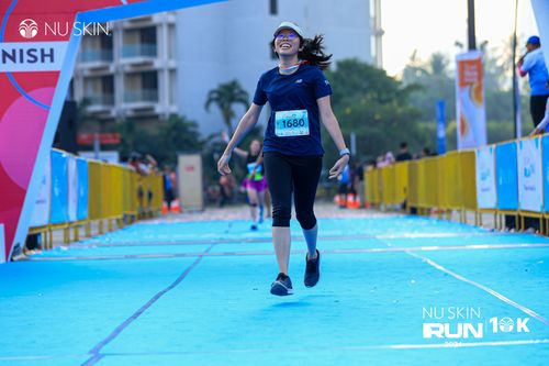 Race photo from Nu Skin Run 10K