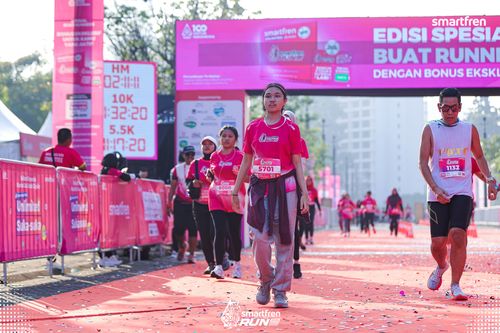 Race photo from Smartfren Run 2025 