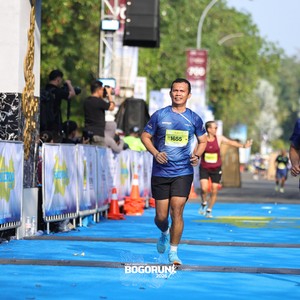 Race photo from BOGORUN 2026