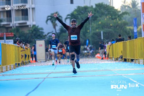 Race photo from Nu Skin Run 10K