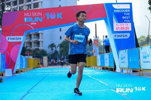 Race photo from Nu Skin Run 10K