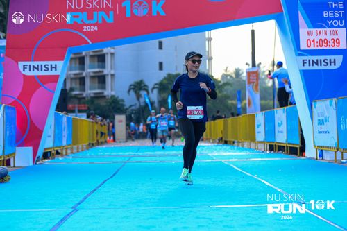 Race photo from Nu Skin Run 10K