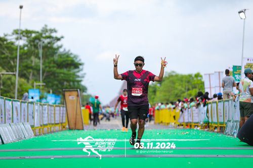 Race photo from Arutmin Borneo Run 2024
