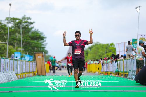 Race photo from Arutmin Borneo Run 2024
