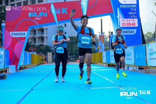 Race photo from Nu Skin Run 10K