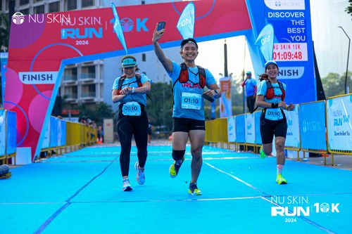Race photo from Nu Skin Run 10K