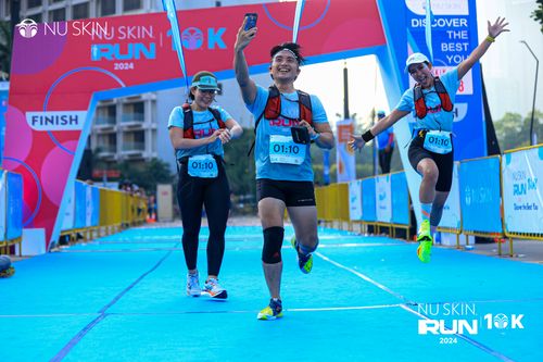 Race photo from Nu Skin Run 10K