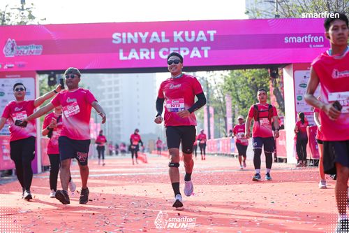 Race photo from Smartfren Run 2025 