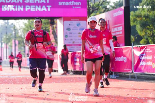 Race photo from Smartfren Run 2025 
