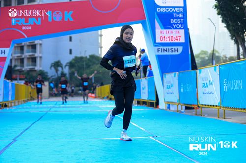 Race photo from Nu Skin Run 10K