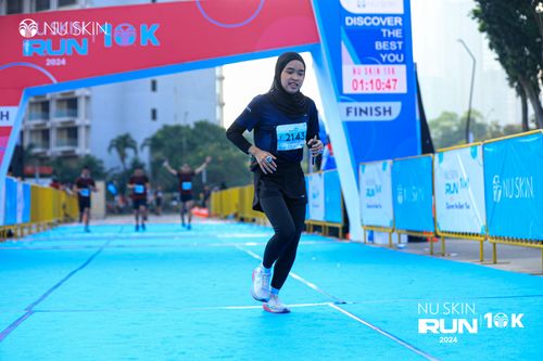 Race photo from Nu Skin Run 10K