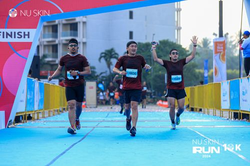 Race photo from Nu Skin Run 10K
