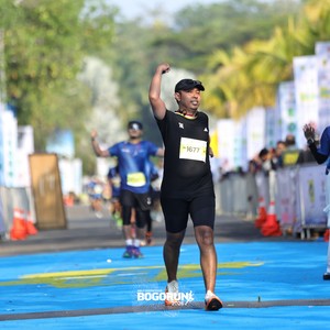 Race photo from BOGORUN 2026