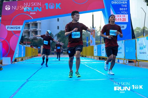 Race photo from Nu Skin Run 10K