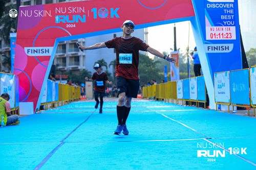 Race photo from Nu Skin Run 10K