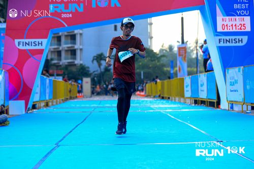 Race photo from Nu Skin Run 10K