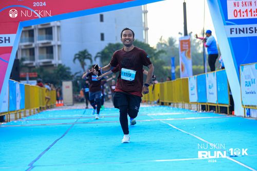 Race photo from Nu Skin Run 10K