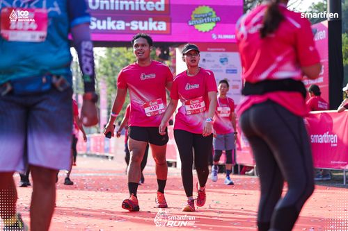 Race photo from Smartfren Run 2025 