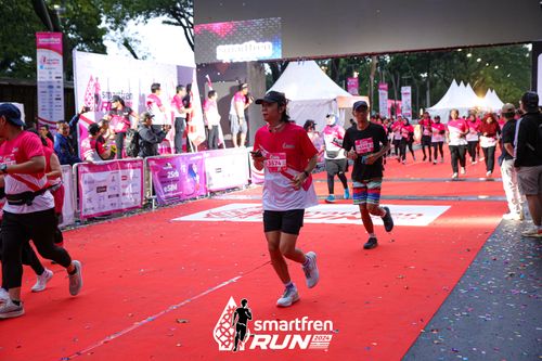 Race photo from Smartfren Run 2024