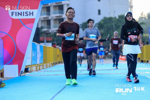 Race photo from Nu Skin Run 10K