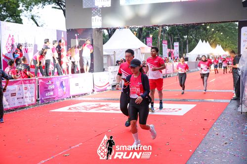 Race photo from Smartfren Run 2024