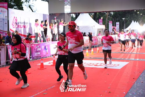 Race photo from Smartfren Run 2024