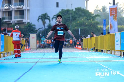 Race photo from Nu Skin Run 10K