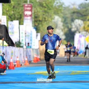 Race photo from BOGORUN 2026