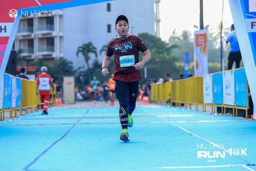 Race photo from Nu Skin Run 10K