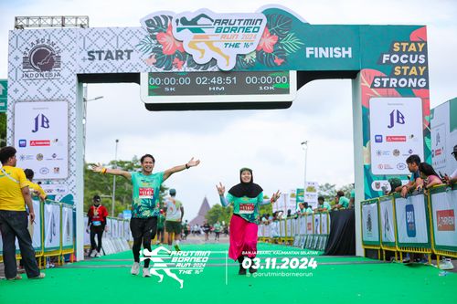 Race photo from Arutmin Borneo Run 2024