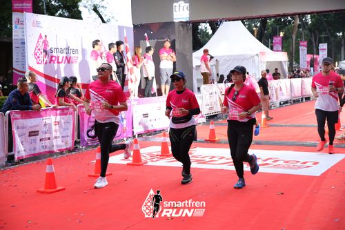 Race photo from Smartfren Run 2024