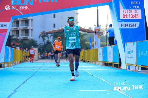 Race photo from Nu Skin Run 10K