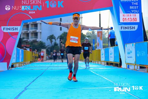 Race photo from Nu Skin Run 10K
