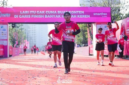 Race photo from Smartfren Run 2025 