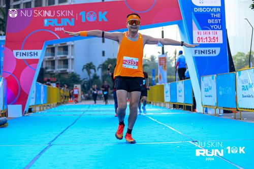 Race photo from Nu Skin Run 10K