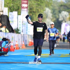 Race photo from BOGORUN 2026