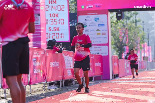 Race photo from Smartfren Run 2025 