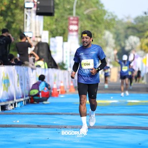 Race photo from BOGORUN 2026
